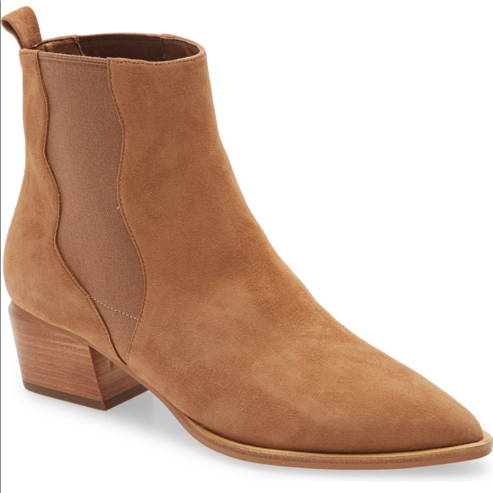 NWOT Linea Paolo Vu Chelsea Boot